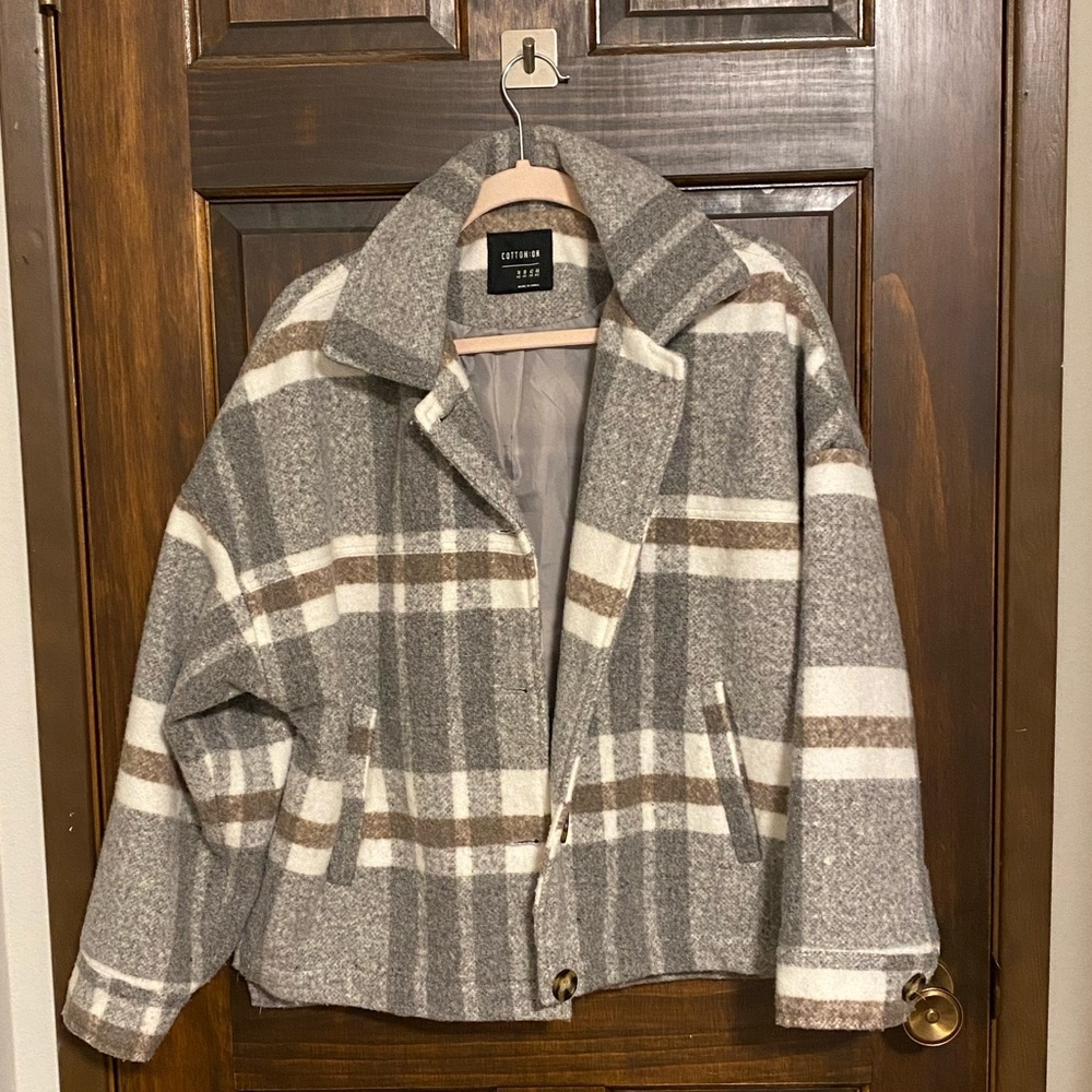 COTTON:ON Cropped Boxy Jacket